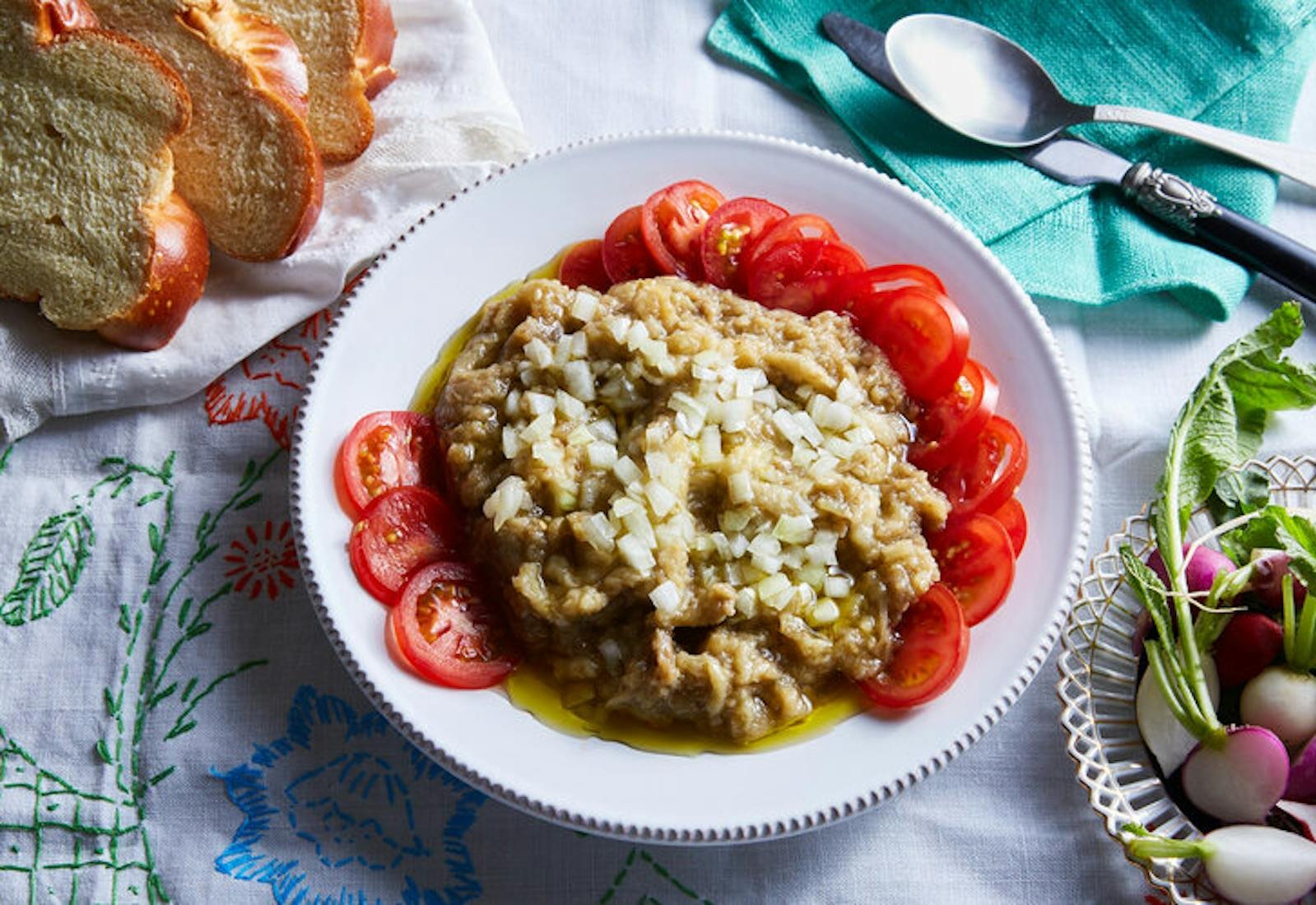 Romanian eggplant salad