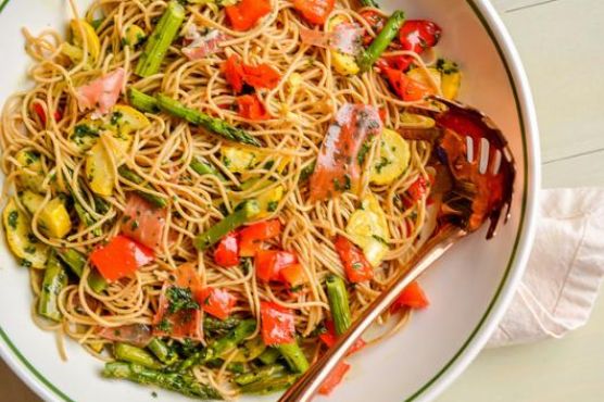 Spaghetti Pasta Salad with Roasted Vegetables and Prosciutto