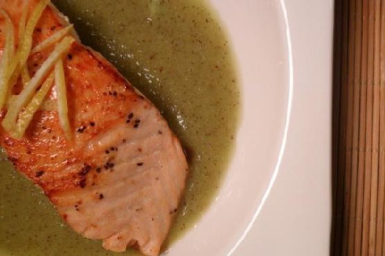 Sockeye Salmon on Kiwi & Lemon Puree
