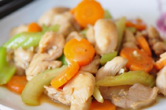 Celery & Carrot Chicken Stir-Fry
